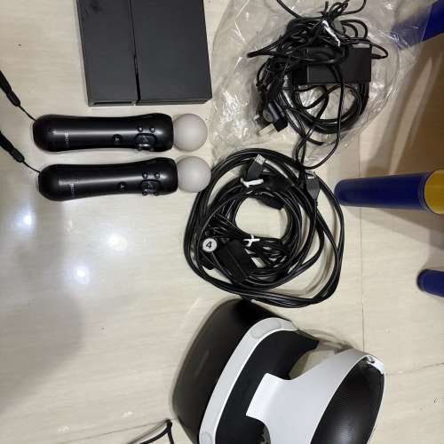 PSVR 頭戴裝置連控制器