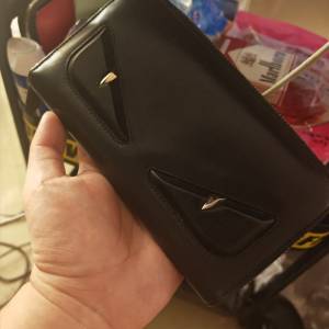 正品fendi小牛皮長型拉鏈銀包