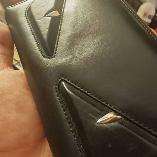 正品fendi小牛皮長型拉鏈銀包