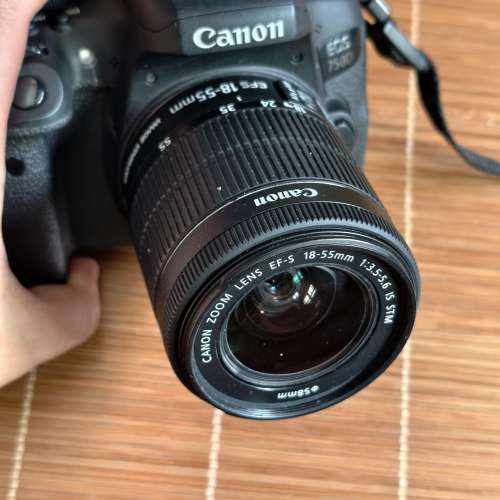 自由出价佳能750d 加镜头18-55mm