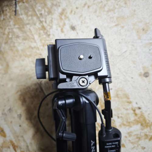 Sony VCT-60AV手柄連脚架
