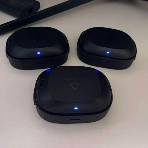 VIVE 自定位追蹤器 3+1 無線接收器