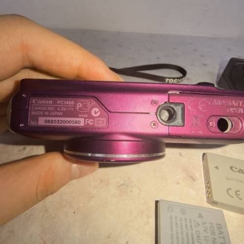 佳能PowerShot SX210 IS紫色长焦数码相机 +两个电池一个充电器
