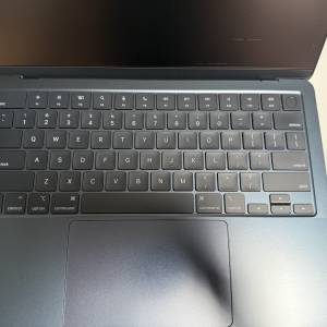 Apple MacBook Air 13.6" M2 8GB 512GB (Excellent Condition)