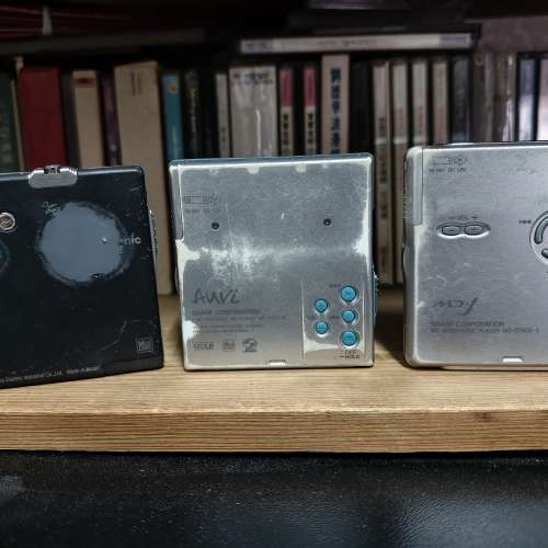 Sharp Panasonic MD walkman x 3