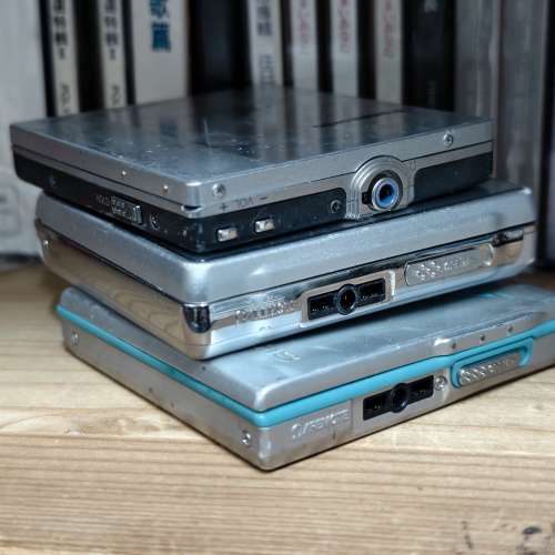 Sharp Panasonic MD walkman x 3