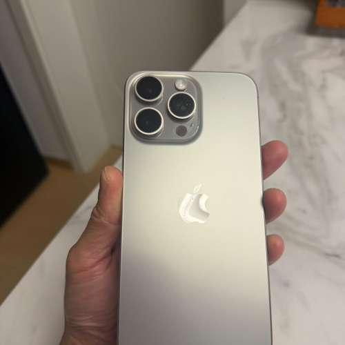 iPhone 15pro max512g原色，電效95%
