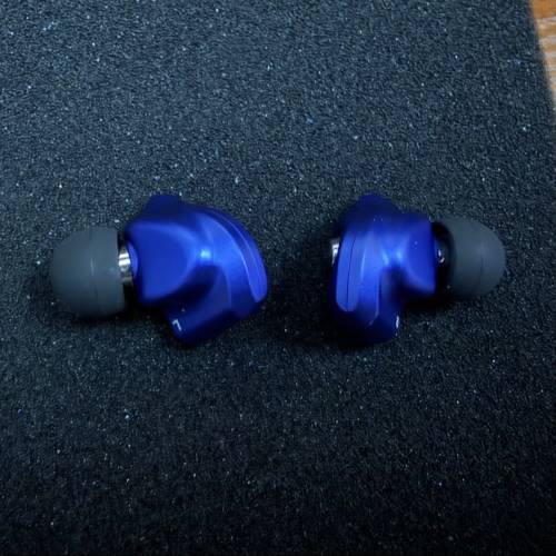 Acoustune HS1300SS