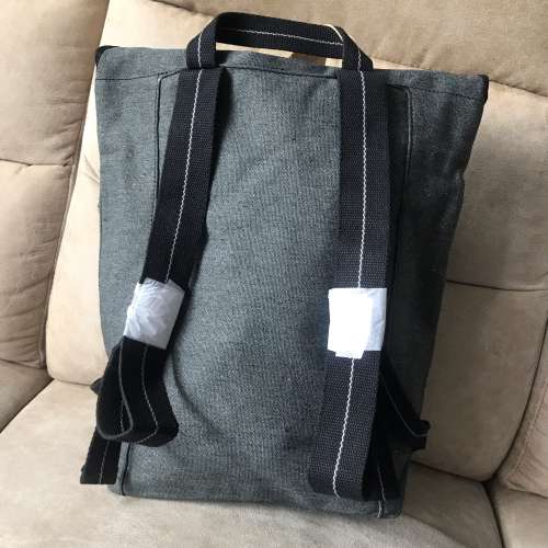 🎒 MARLEY Day Backpack 14L Dark Gray fits iPad NEW 全新 雙肩包 輕背包 深灰色 🎒