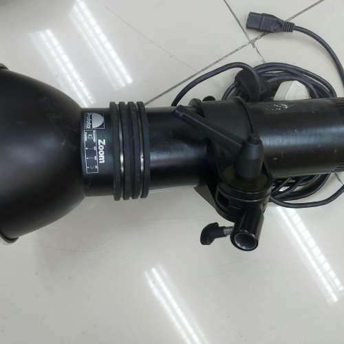 The Profoto ComPact Plus 600