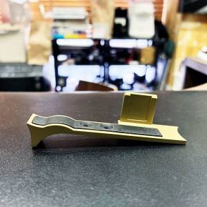Origina Leica Q3 Gold Thumb Support Thumb Grip 19532 (Used)