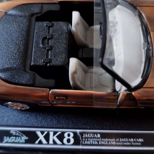 Jaguar XK8 Convertible（敞篷版）限量版車模型Antique Bronze car figure 14cm