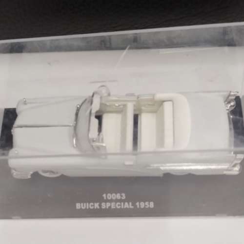 絕版1958冰川白車模型 Buick special glacier white car figure