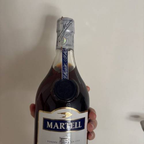 馬爹利干邑白馬牌Martell