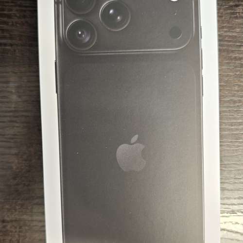 iPhone 18 Pro max 512GB 黑色 原封