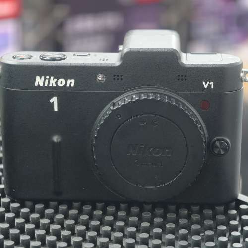 nikon V1 尼康  機身 功能正常 配件齊全 三個月保養 no Canon Nikon Sony Fujifilm...
