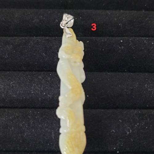 特色 緬甸 翡翠A 貨 吊墜