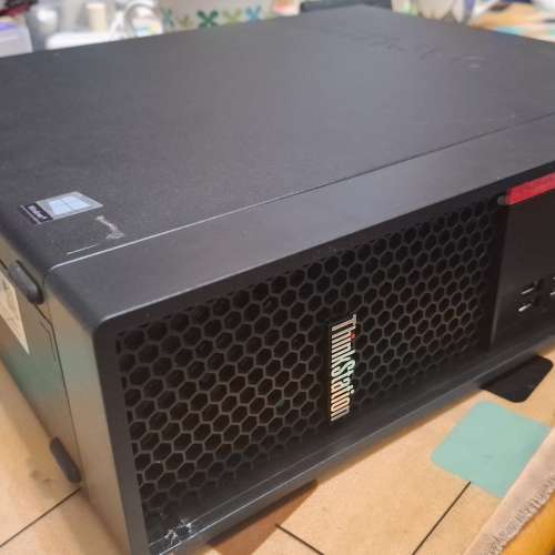 出售ThinkStation P330