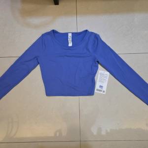 出售Lululemon女裝藍色長袖運動上衣瑜珈衫