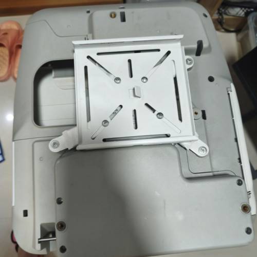 Epson 超短投EB-685WT projector