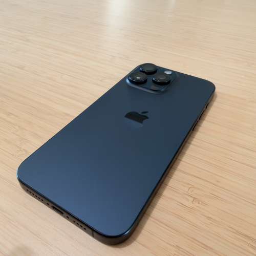 iPhone15 ProMax 512GB 藍色鈦金屬色
