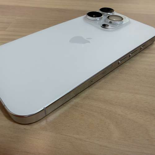 iPhone 16 pro 512gb