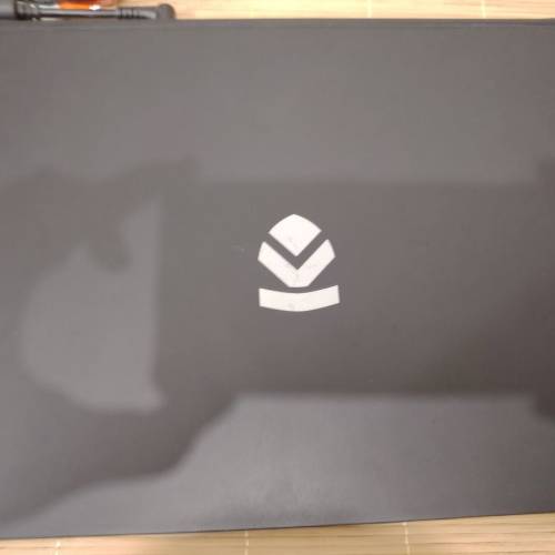 Eluktronics MAG-15 1660Ti i7-9750H 手提電腦