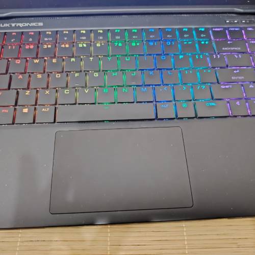 Eluktronics MAG-15 1660Ti i7-9750H 手提電腦