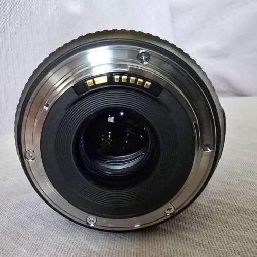 Canon EF 35mm F2 IS USM