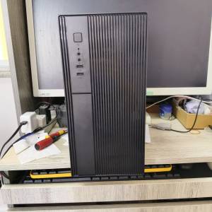 插电即用上网文書电腦主机，i3 4170cpu, H81m 底板, 4G ddr3, 120g ssd
