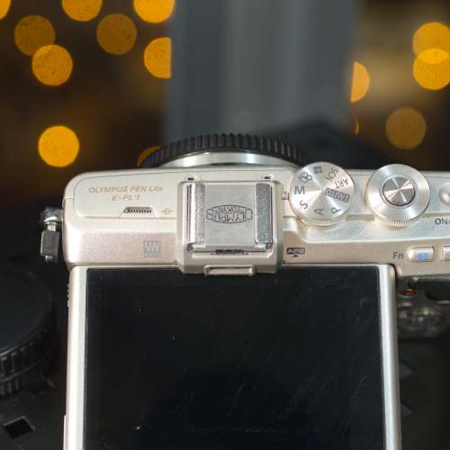 Olympus EPL7 Pen 銀色 M43 入門機