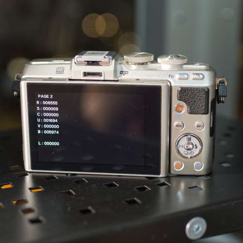 Olympus EPL7 Pen 銀色 M43 入門機