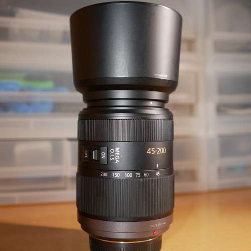Panasonic Lumix 45-200mm f/4-5.6 M43