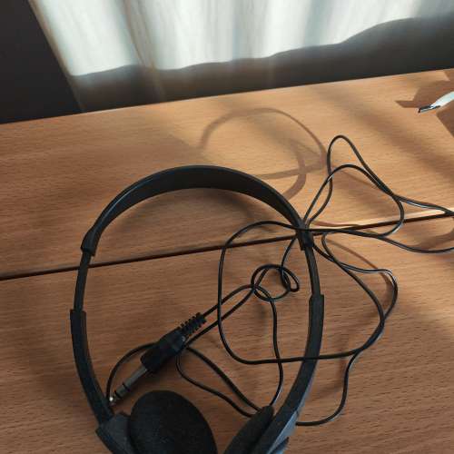 Roland DP603 數碼鋼琴連原廠耳機和琴椅