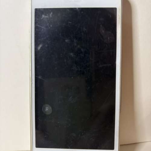 金色Iphone01
