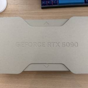 NVIDIA RTX 5090 FE 全新僅拆封