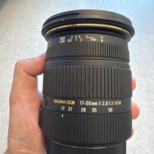 Sigma 17-50mm f/2.8 EX DC OS 鏡頭