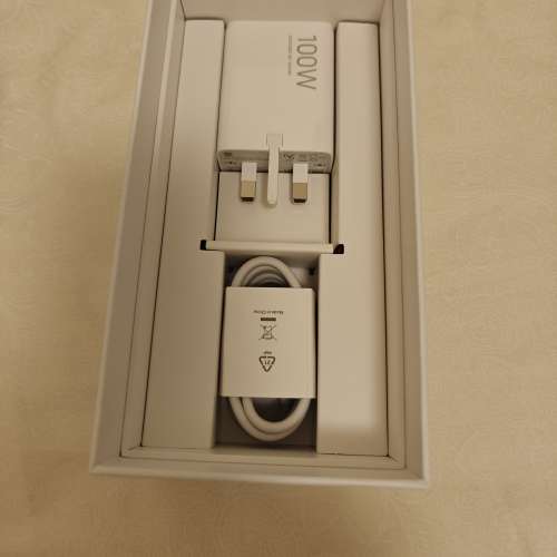 99% 新 Xiaomi 17 Ultra 16/1TB 港行国际版