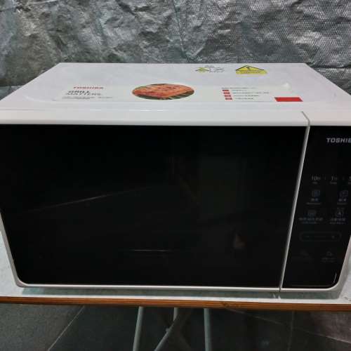 8成半新TOSHIBA 東芝微波爐