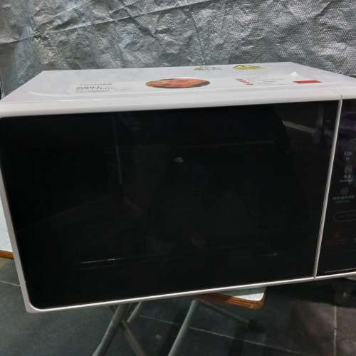 8成半新TOSHIBA 東芝微波爐