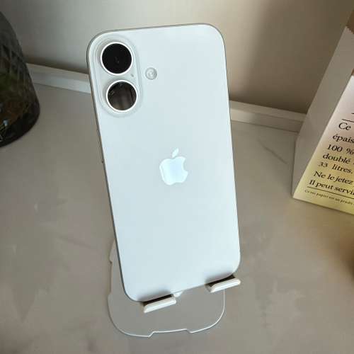 iPhone 16 256GB 白色