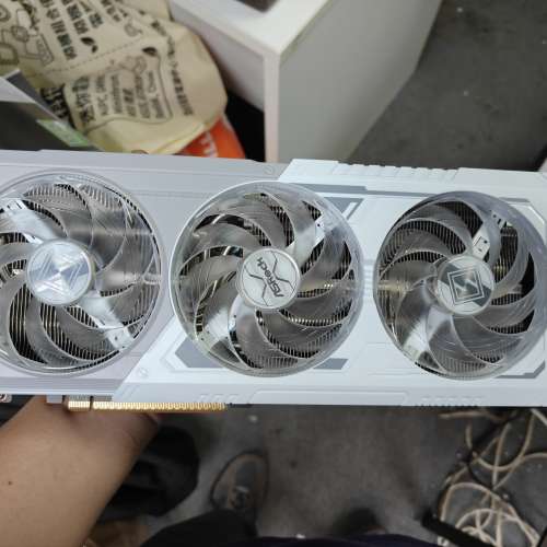 AMD Radeon&trade; RX 9070 XT Steel Legend 16GB