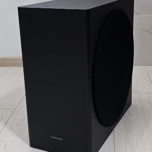 Samsung 旗艦級 7.1.2 聲道加 Q-Symphony Soundbar