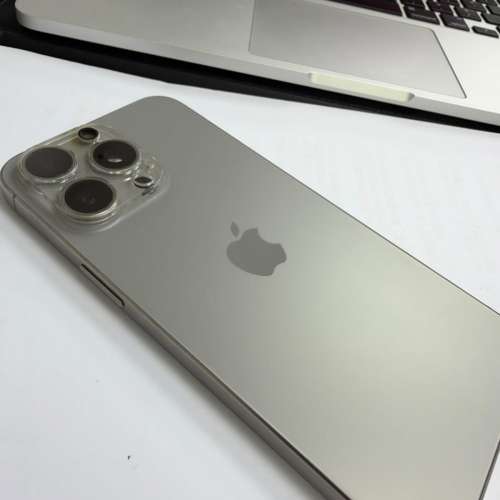 IPHONE 15 PRO MAX 256g