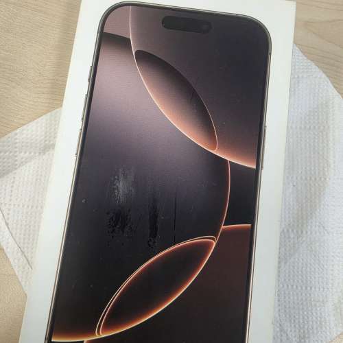 出售95% 新。iPhone 16 pro 512gb,  港行沙漠鈦金屬色