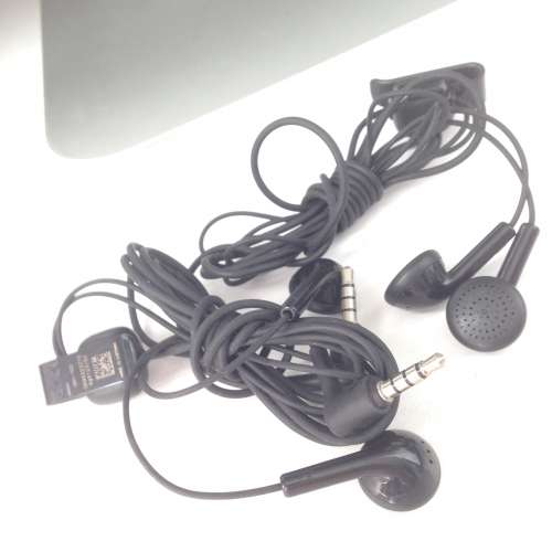🎧 NOKIA Earphones 2units USED 耳筒 耳機 🎵