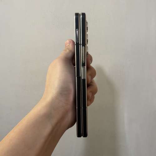 Samsung fold5 512gb