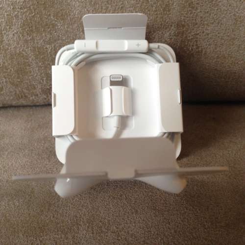 🔊 APPLE EarPods wired earphones with control WHITE NEW 全新 蘋果 耳機 白色 