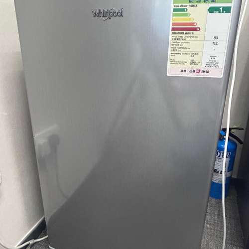 Whirlpool 惠而浦單門直立冷式小型雪櫃 (1級能源標籤)