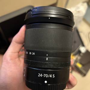nikon 24-70 f4